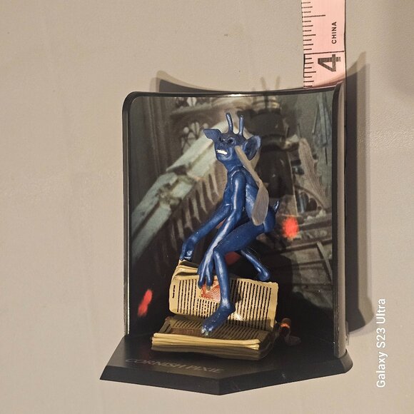Harry Potter Magical Creature Mystery Cube Cornish Pixie - Picture 1 of 4
